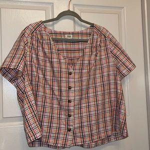 Short sleeve button down shirt